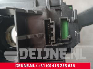 Volvo V70 Steering column stalk O242042 photo 3