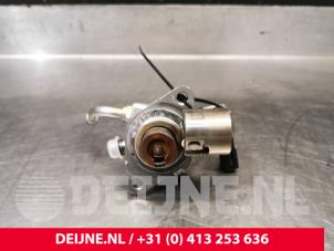 Volvo XC60 Brandstofpomp Mechanisch O242058 foto 3
