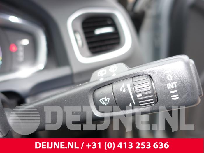Volvo V60 Steering column stalk O242081
