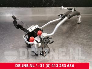 Porsche Taycan Wärmetauscher O242138 foto 2