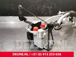 Porsche Taycan Wärmetauscher O242138 foto 3