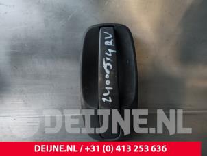 Gebruikte Portiergreep 2Deurs rechts Renault Trafic New (FL) 2.0 dCi 16V 115 Prijs € 30,25 Inclusief btw aangeboden door van Deijne Onderdelen Uden B.V.