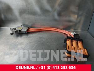 Gebruikte HV kabel (hoog voltage) Volvo V60 II (ZW) 2.0 T8 16V Recharge AWD Prijs € 200,00 Margeregeling aangeboden door van Deijne Onderdelen Uden B.V.