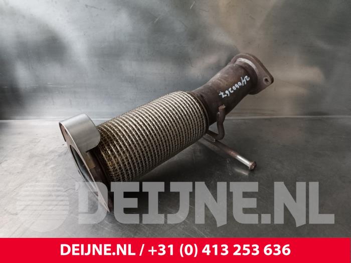 Volvo V60 Flexibles Auspuffstück O242166