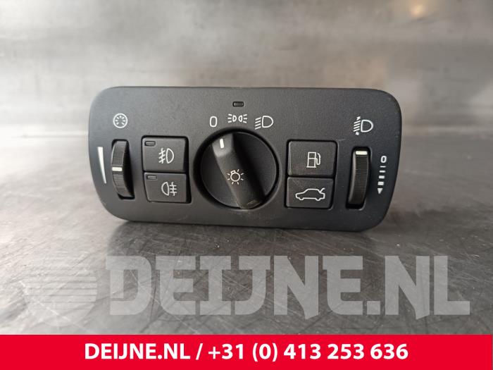 Volvo V70 Licht Schalter O242183