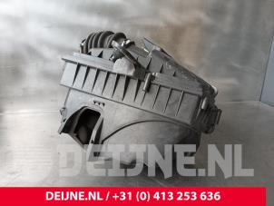Volvo V70 Air box O242189 photo 2