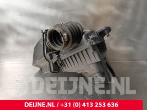 Volvo V70 Air box O242189 photo 3