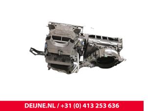 Lynk & Co 01 Heizgehäuse O242193 foto 2