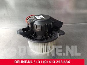 Lynk & Co 01 Kachel Ventilatiemotor O242198 foto 2