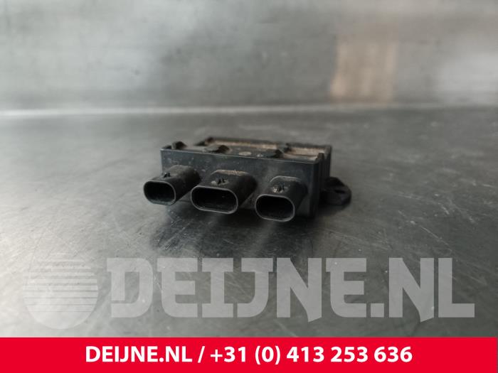 Volvo V60 Module tailgate motor O242229