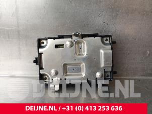 Volvo C40 Draadloze oplader O242230 foto 2