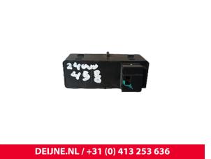 Lynk & Co 01 Stoelverstellings Schakelaar O242253 foto 2