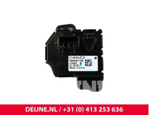 Lynk & Co 01 Schalter O242258 foto 2