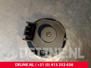 Lynk & Co 01 Airbag Schalter O242278 foto 2