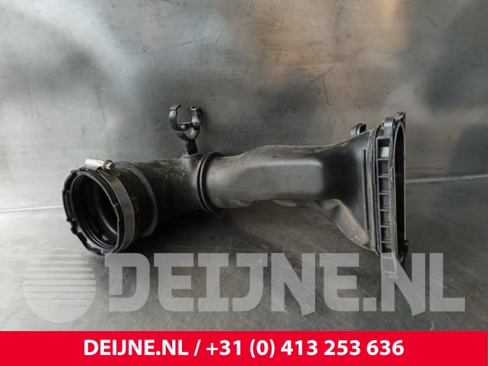 Renault Master Aanzuigslang Lucht O242315