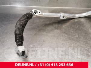 Porsche Taycan Airco Leiding O242336 foto 3