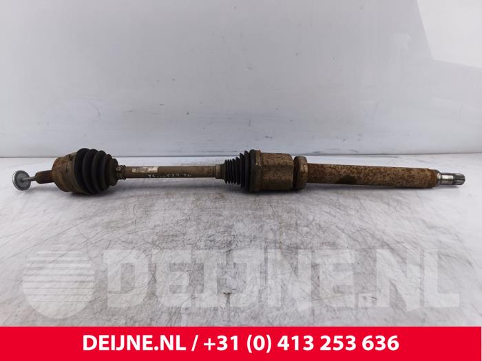 Volvo V40 Aandrijfas rechts-voor O242341