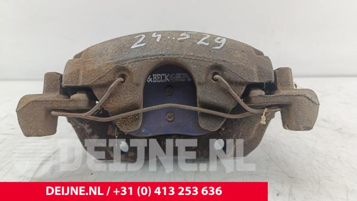Volvo V40 Remklauw (Tang) links-voor O242368