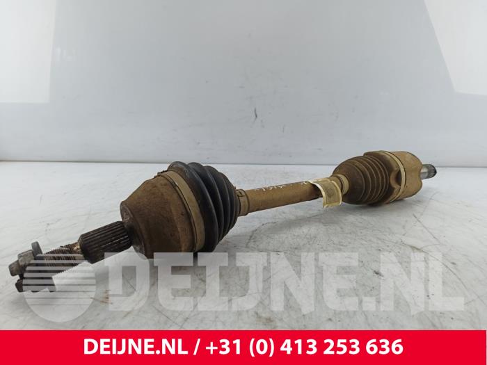 Gebruikte Steekas links-voor Ford Transit Connect (PJ2) 1.5 TDCi Prijs € 72,60 Inclusief btw aangeboden door van Deijne Onderdelen Uden B.V.