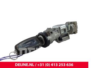 Ford Transit Connect Kontaktslot+Sleutel O242436 foto 2