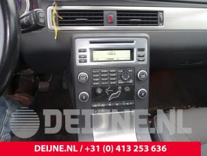 Gebruikte Display Interieur Volvo V70 (BW) 2.4 D5 20V 205 Prijs op aanvraag aangeboden door van Deijne Onderdelen Uden B.V.