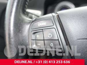 Volvo V70 Stuurwiel O242528 foto 2