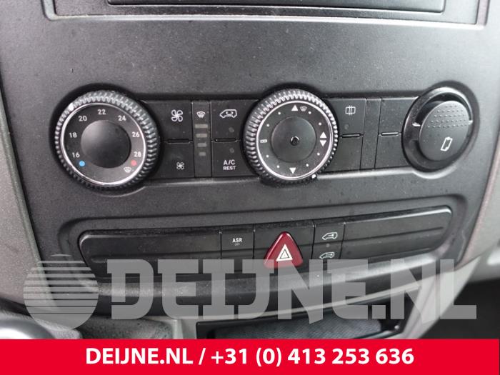 Volkswagen Crafter Heater control panel O242588