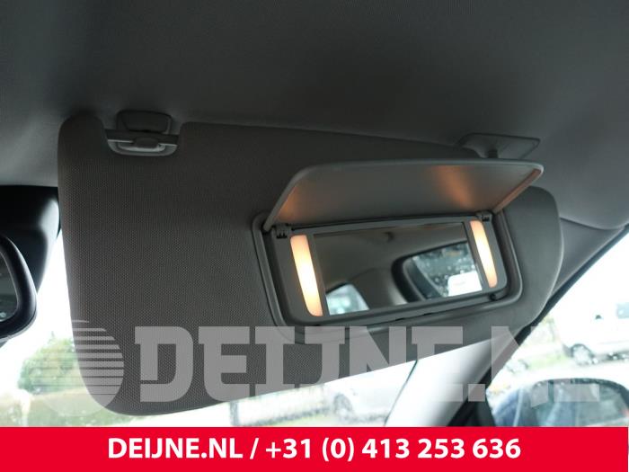 Volvo V70 Zonneklep O242753