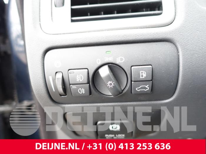 Volvo V70 Licht Schalter O242729