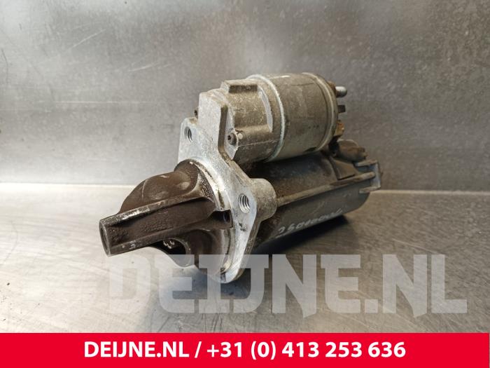 Gebruikte Startmotor Volvo V70 (BW) 1.6 T4 16V Prijs € 50,00 Margeregeling aangeboden door van Deijne Onderdelen Uden B.V.