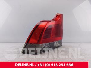 Volvo S60 Taillight, left O242773 photo 2