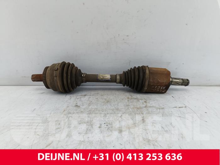 Volvo V70 Aandrijfas links-voor O242843