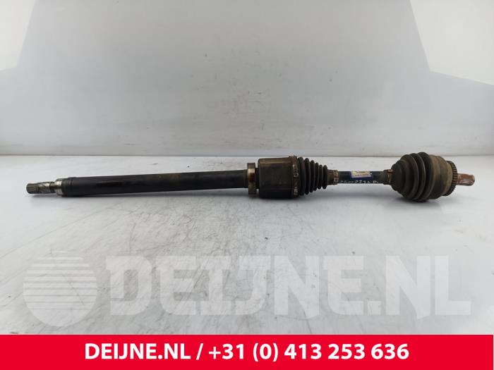 Volvo V70 Aandrijfas rechts-voor O242844
