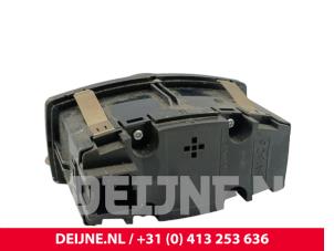 Ford Transit Licht Schakelaar O243098 foto 2