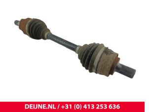 Volvo V40 Front drive shaft, left O243206 photo 2