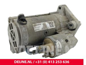 Volvo V40 Starter O243243 photo 2