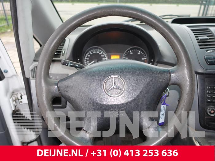 Mercedes Vito Lenkrad O243312