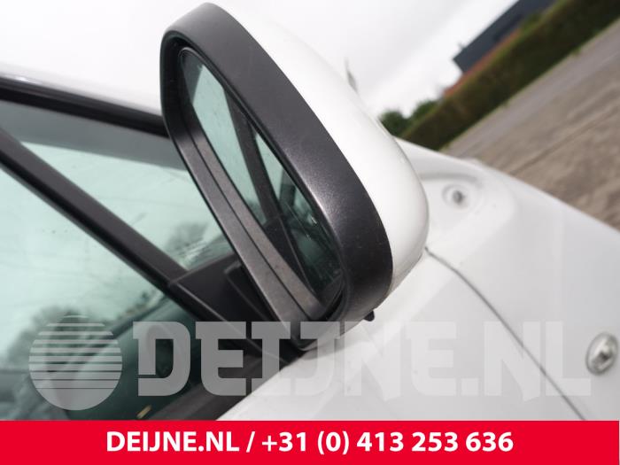 Peugeot Partner Wing mirror, right O243346