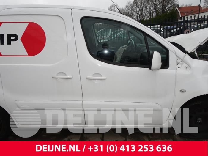Peugeot Partner Door 2-door, right O243358