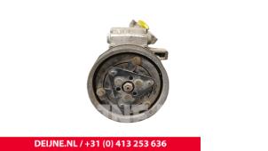 Mercedes Citan Air conditioning pump O243411 photo 2