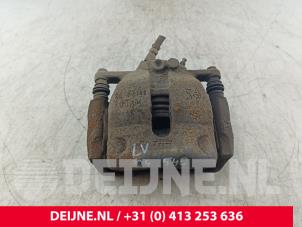 Mercedes Citan Remklauw (Tang) links-voor O243434 foto 2