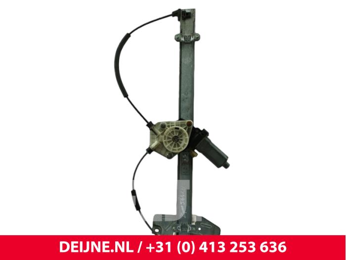 Hyundai H300 Fenstermechanik 2-türig links vorne O243523