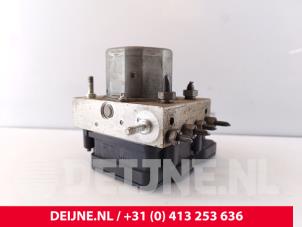 Ford Transit Custom ABS pump O243547 photo 2