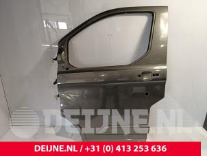 Gebruikte Portier 2Deurs links Ford Transit Custom 2.0 TDCi 16V Eco Blue 170 Prijs € 423,50 Inclusief btw aangeboden door van Deijne Onderdelen Uden B.V.