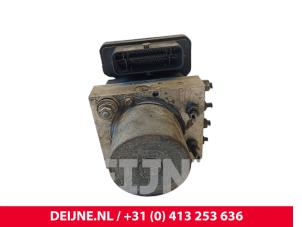 Iveco New Daily ABS Pumpe O243606 foto 3