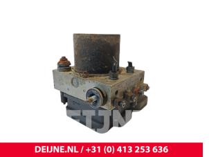 Gebruikte ABS Pomp Iveco New Daily VI 35C17, 35S17, 40C17, 50C17, 65C17, 70C17 Prijs € 332,75 Inclusief btw aangeboden door van Deijne Onderdelen Uden B.V.