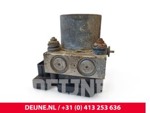 Iveco New Daily ABS Pumpe O243606 foto 2