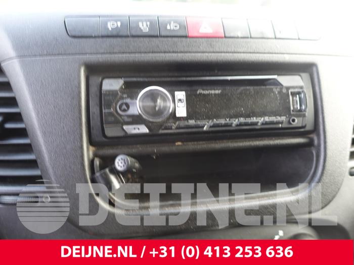 Iveco New Daily Radio O243630