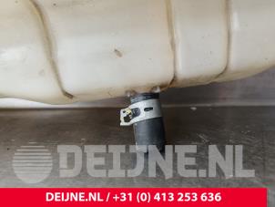 Renault Maxity Expansion vessel O243663 photo 3