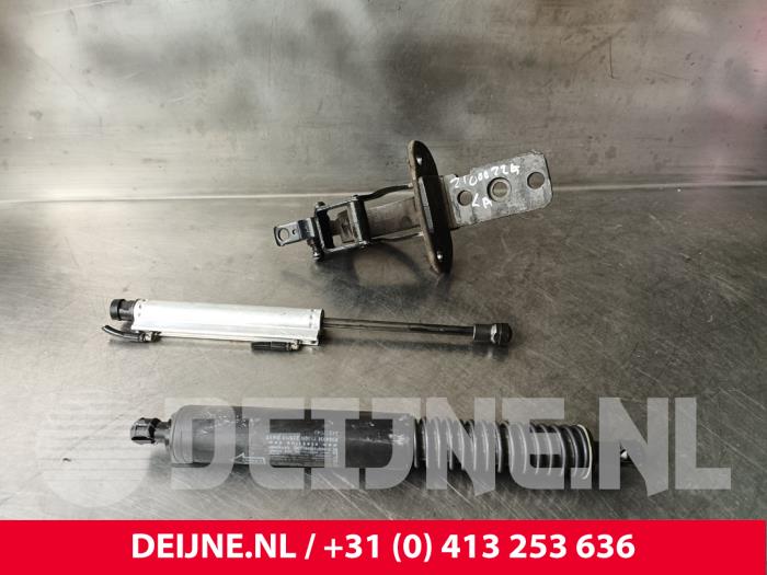 Volvo XC70 Scharnier Heckklappe O243664